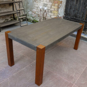 BOTLEK Industriële Eettafel | Teak uit Treinwagonplanken & Roestkleurige Poten | 180 x 90 / 240 x 100cm